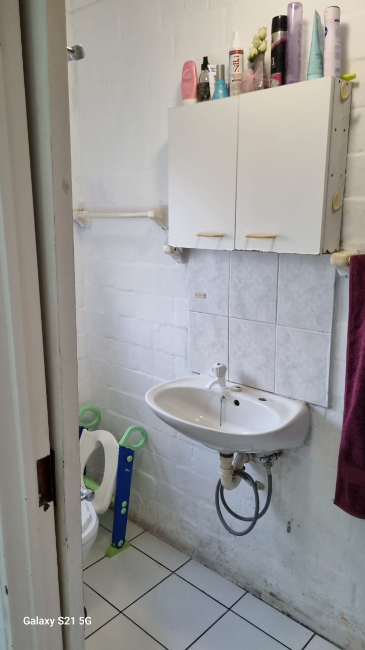 1 Bedroom Property for Sale in West Riding Western Cape